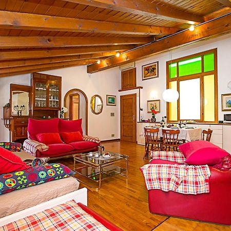 Residenza Rocca Del Lago 2 - Happy Rentals Riva del Garda Eksteriør bilde